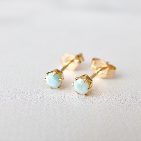 3mm blue larimar stud earrings 14k GF - Picture 8 of 9